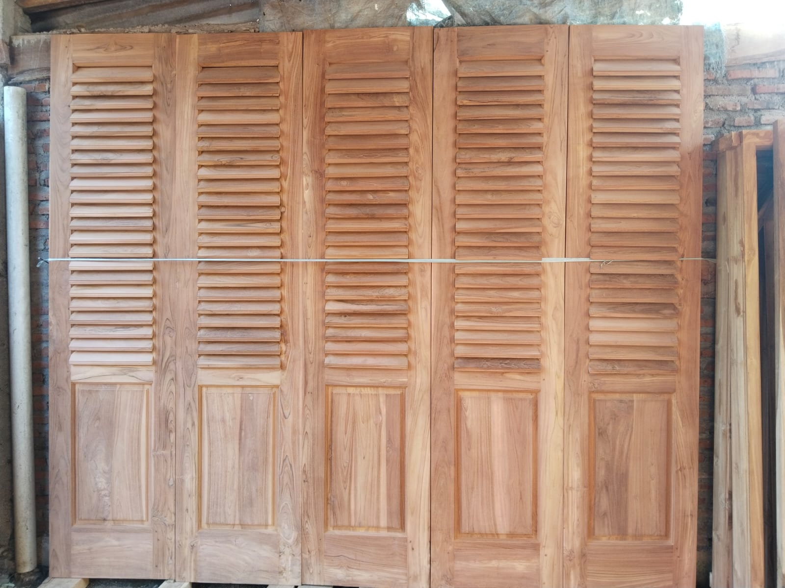 Workshop Kayu Jati